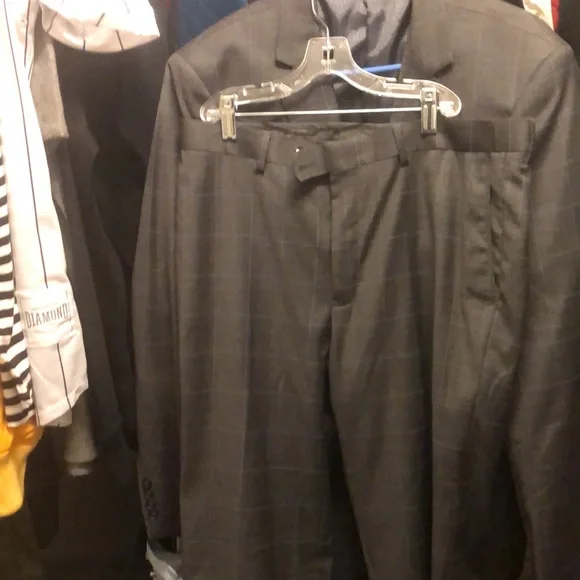 Linea Uomo mens suit